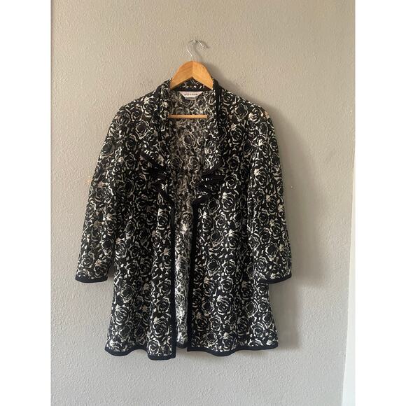 Exclusively Misook Ruffle Top - Picture 2 of 9